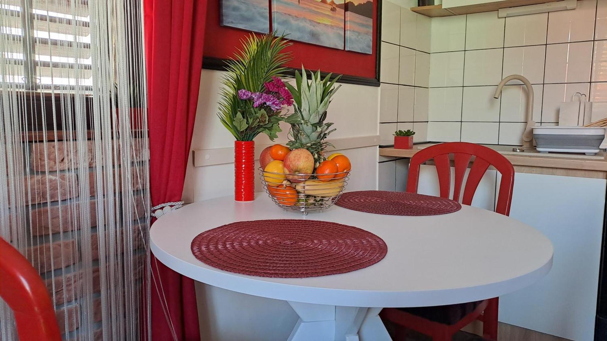 Red Gold Apartment 普拉 外观 照片